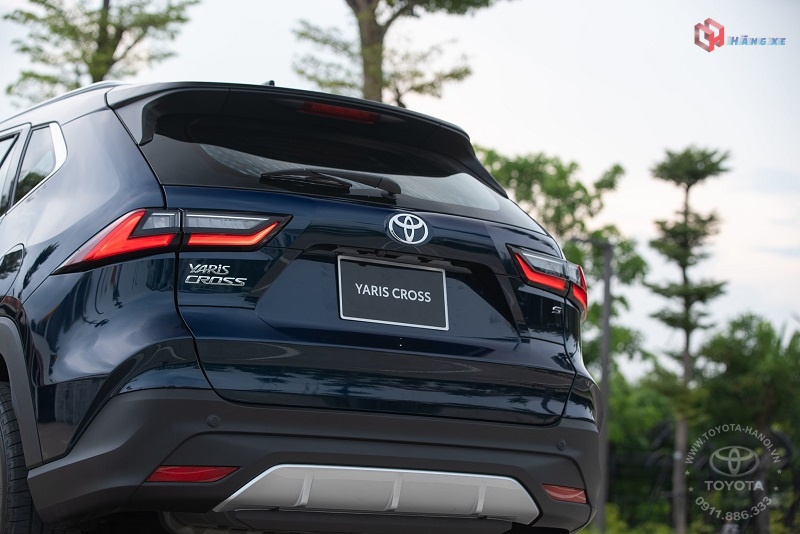 cụm đèn hậu xe Yaris Cross máy xăng