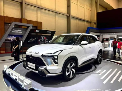 Mitsubishi XForce GLX
