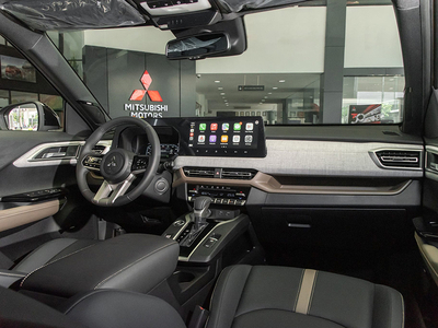 Mitsubishi XForce Ultimate