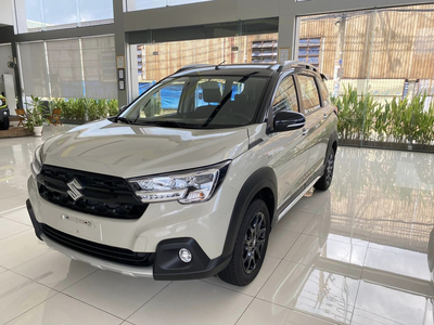 Suzuki XL7 Hybrid 2 Tone