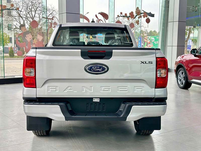 Ford Ranger XLS 6AT 4X2