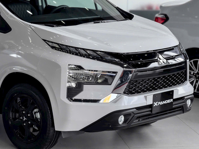 Mitsubishi Xpander AT