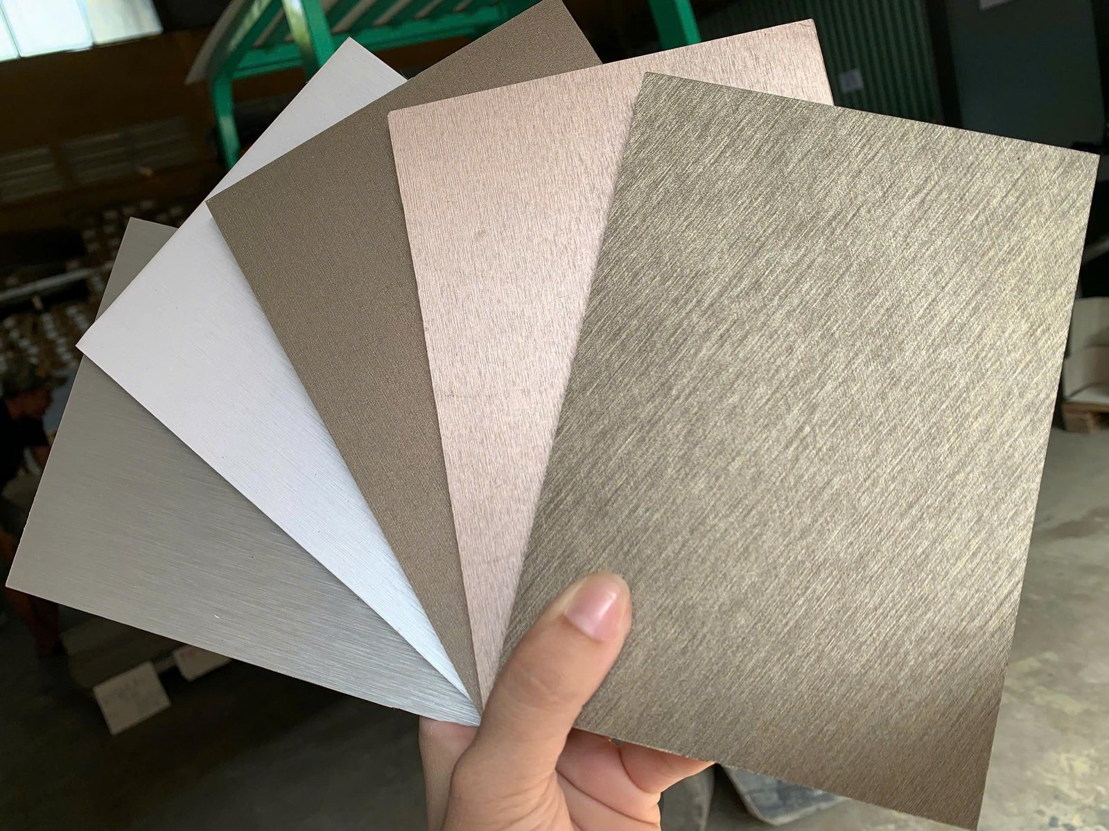 Tấm ốp sợi than tre XƯỚC KIM LOẠI 8MM BÌNH DÂN TẠI HCM