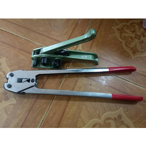 Dụng cụ đóng đai nhựa YBICO P117