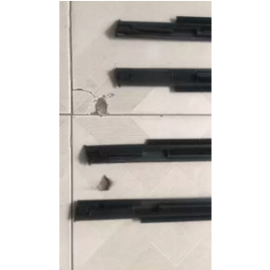 Nẹp chân kính ngoài SUZUKI WAGON R+