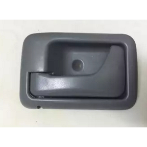 Tay mở cửa trong SUZUKI WAGON R+