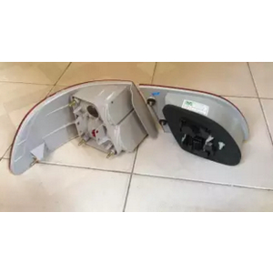 Đèn hậu Fiat Albea