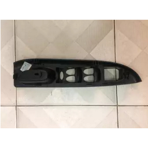 Ốp công tắc lên xuống kính cửa trước CheryQQ 3