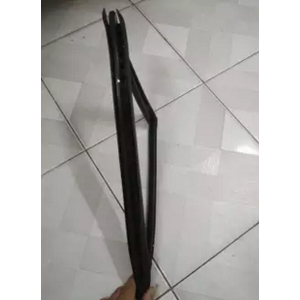 Gioăng kính tam giác trước Chery QQ3 / Daewoo Matiz