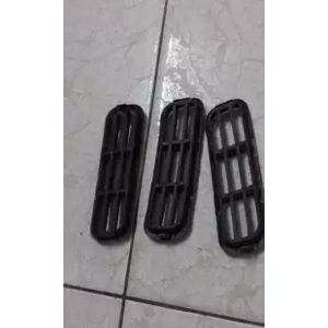 Lỗ gió cản trước xe Chery QQ3