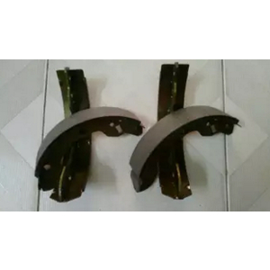 Má phanh sau guốc Suzuki Carry & 500Kg