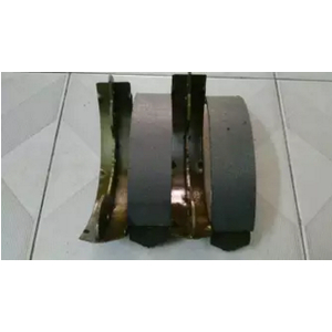 Má phanh sau guốc Suzuki Carry & 500Kg