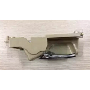 Tay mở cửa trong Toyota Innova&Vios