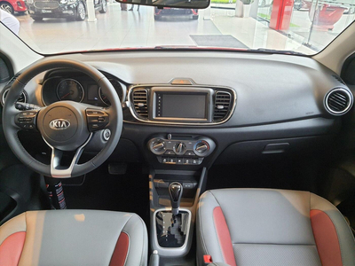 KIA Soluto AT Luxury