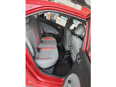 KIA Soluto AT Luxury