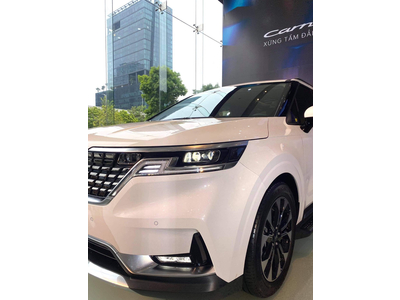 Kia Carnival 2.2D Premium