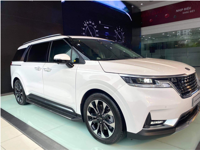 Kia Carnival 2.2D Premium