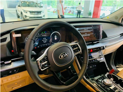 Kia Carnival 2.2D Premium