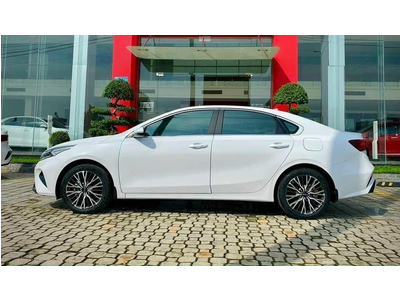 KIA K3 1.6 Luxury