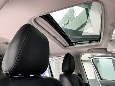 New Mitsubishi Pajero Sport Dầu 4x2 AT (Euro 5)