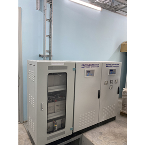 Tủ sạc ắc quy 220VDC/20A Châu Au