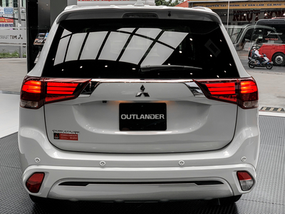 Mitsubishi Outlander 2.0 CVT