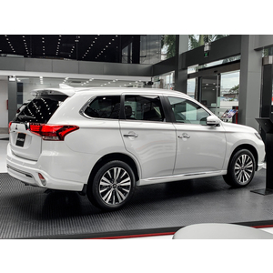 Mitsubishi Outlander 2.0 CVT