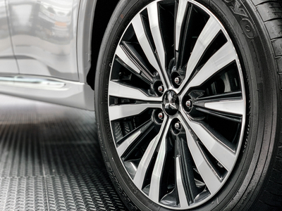 Mitsubishi Outlander 2.0 CVT