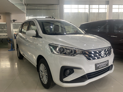 Suzuki Ertiga Hybrid MT 2023- Vua tiết kiệm Chỉ 5L/100km