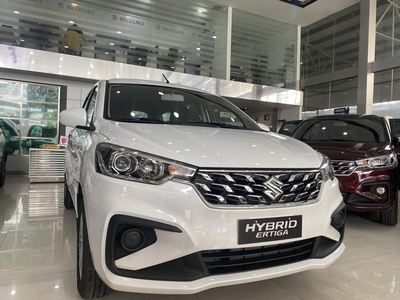 Suzuki Ertiga Hybrid MT 2023- Vua tiết kiệm Chỉ 5L/100km