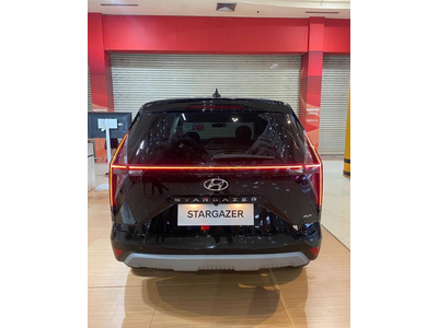 Hyundai Stargazer 1.5L Đặc biệt