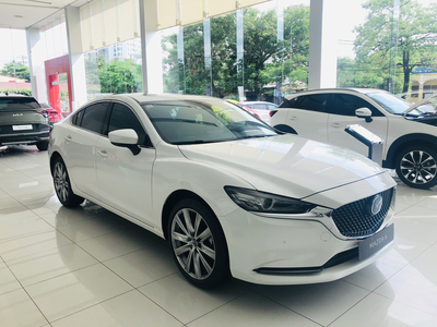 New Mazda 6 2.0L Luxury