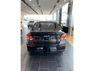KIA Soluto MT Deluxe