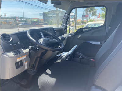 Xe Tải Mitsubishi Fuso Canter TF7.5 - Tải Trọng 3.49 Tấn - Thùng Bạt Dài 5.2m