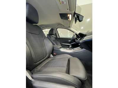 BMW 320i Sport Line 2024