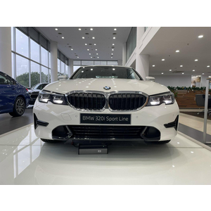BMW 320i Sport Line 2024