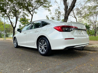 Honda Civic 1.5L E 2023