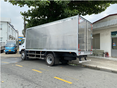 Fuso FI 170 TẢI 8 TẤN, THÙNG DÀI 6.1 MÉT