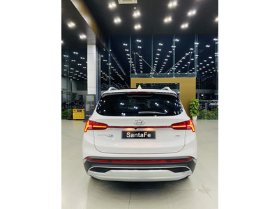 Hyundai Santa Fe 2.2 Dầu Cao Cấp 2023