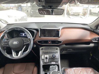Hyundai Santa Fe 2.5 Xăng Tiêu chuẩn 2023