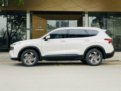 Hyundai Santa Fe 2.2 Dầu Tiêu chuẩn 2023
