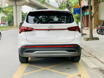 Hyundai Santa Fe 2.2 Dầu Tiêu chuẩn 2023