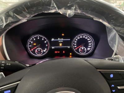 Hyundai Santa Fe 2.2 Dầu Tiêu chuẩn 2023