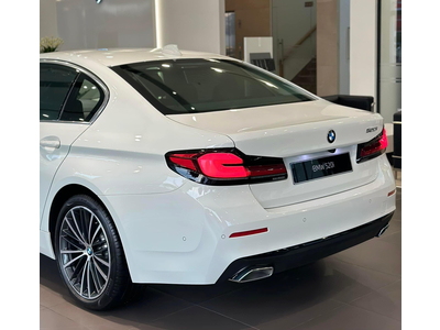BMW 520i