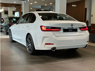 BMW 320i Sport Line LCI 2025