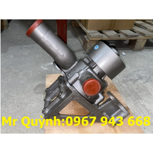 Bơm nước xe Chenglong Yuchai MC300