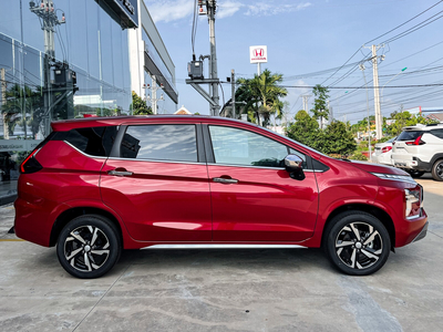 Mitsubishi Xpander AT Premium