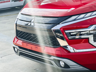 Mitsubishi Xpander AT Premium