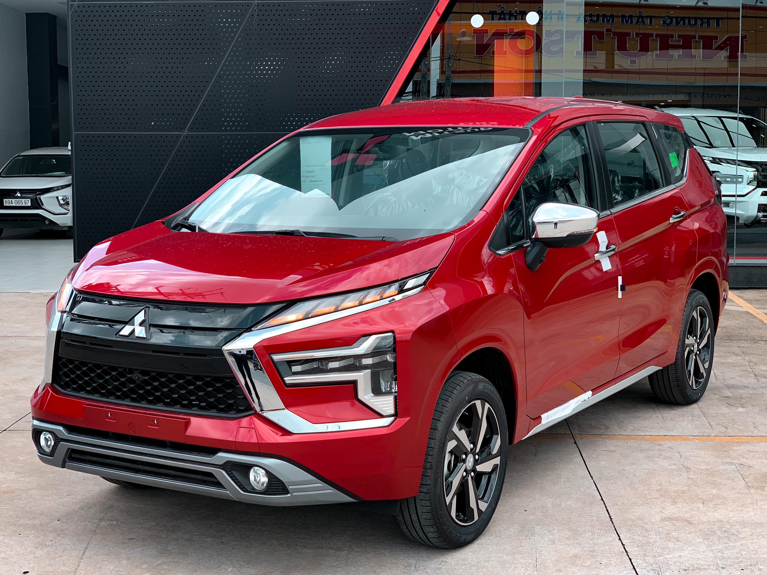 mitsubishi-xpander-premium-hinh-1