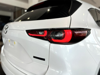 New Mazda CX-5 2.0 Deluxe